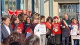 Ammortizzatori sociali per le lavoratrici di La Perla Bologna: sit-in con il sindaco Lepore